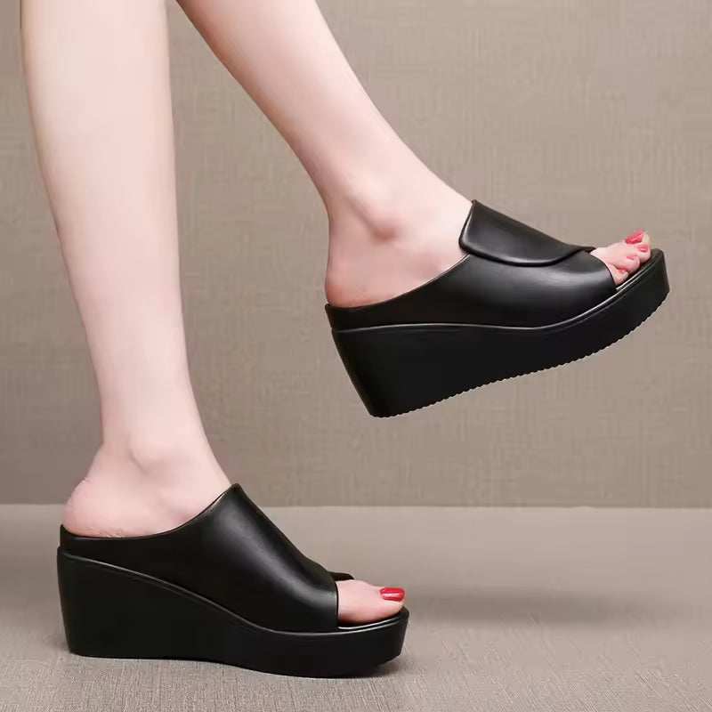 Konf™ • Cozy Comfort Sandals