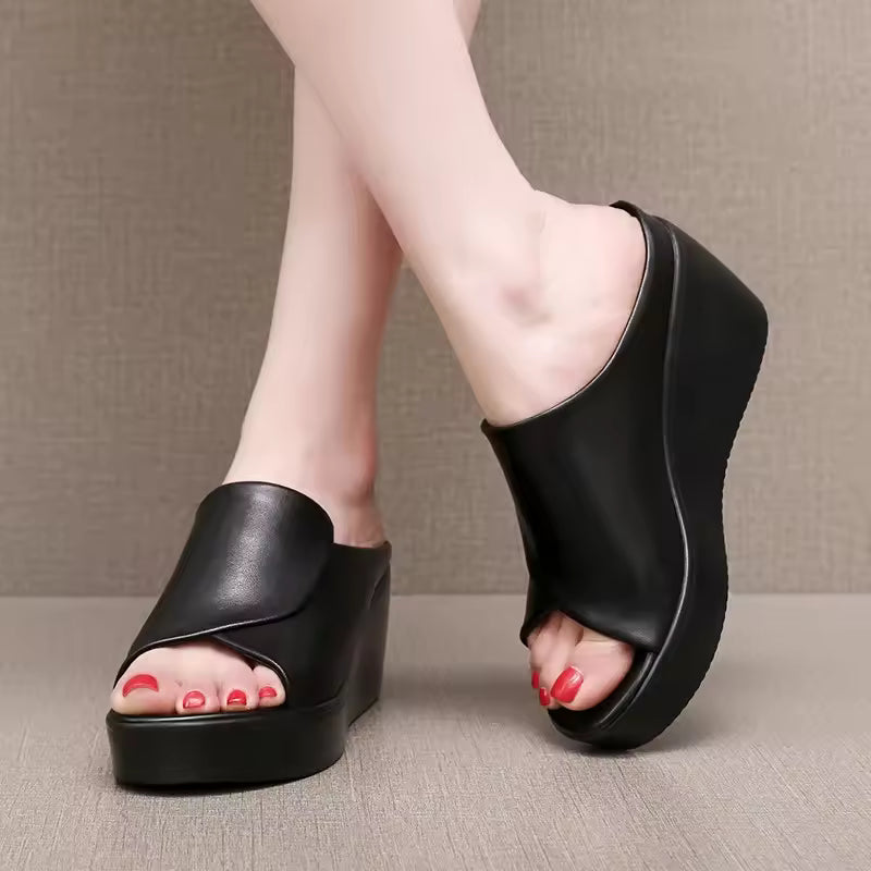 Konf™ • Cozy Comfort Sandals