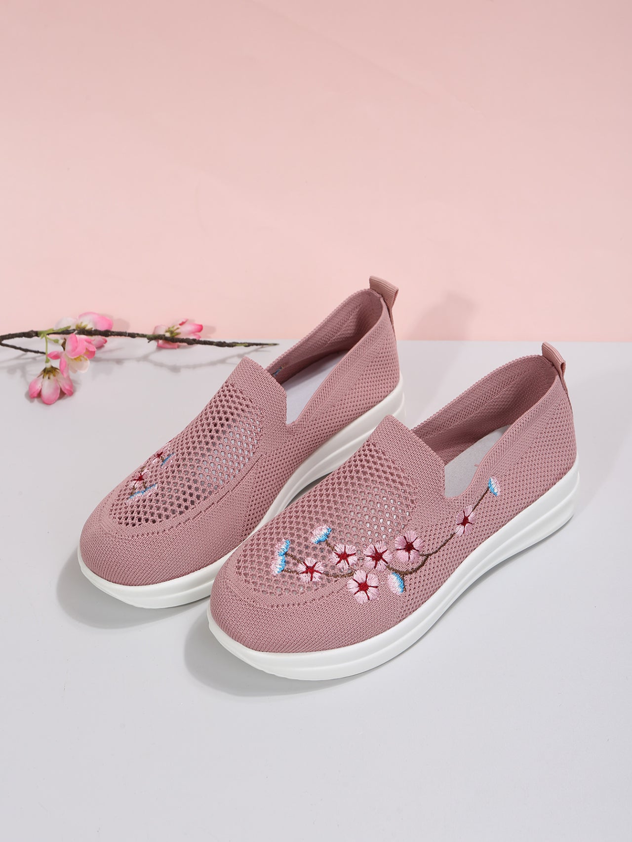 Regia Konf Women's Orthopedic Sneakers