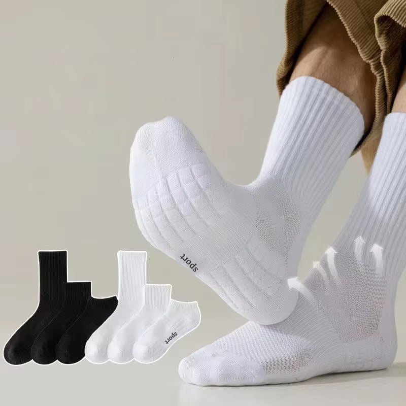 Breathable, Sweat-Absorbing Sports