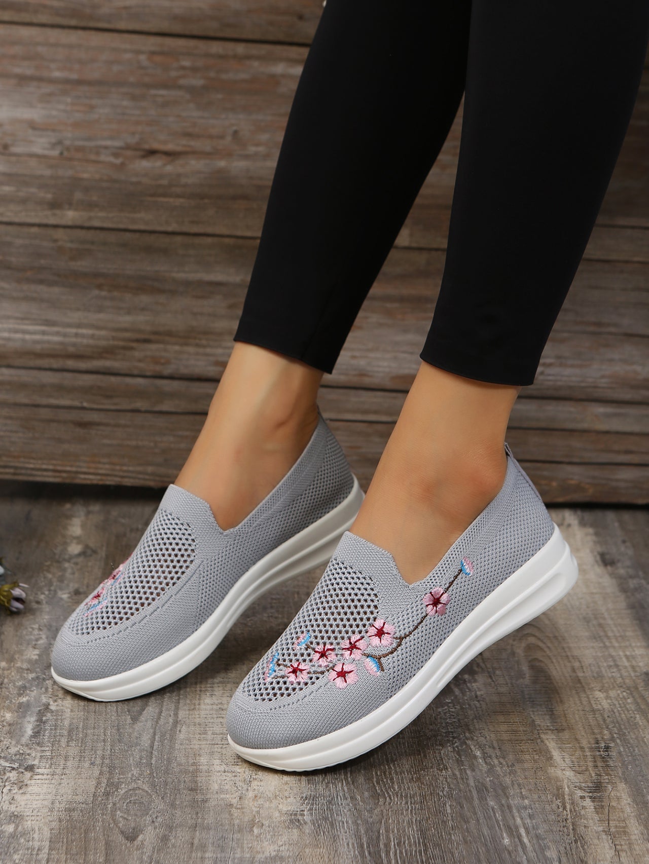 Regia Konf Women's Orthopedic Sneakers